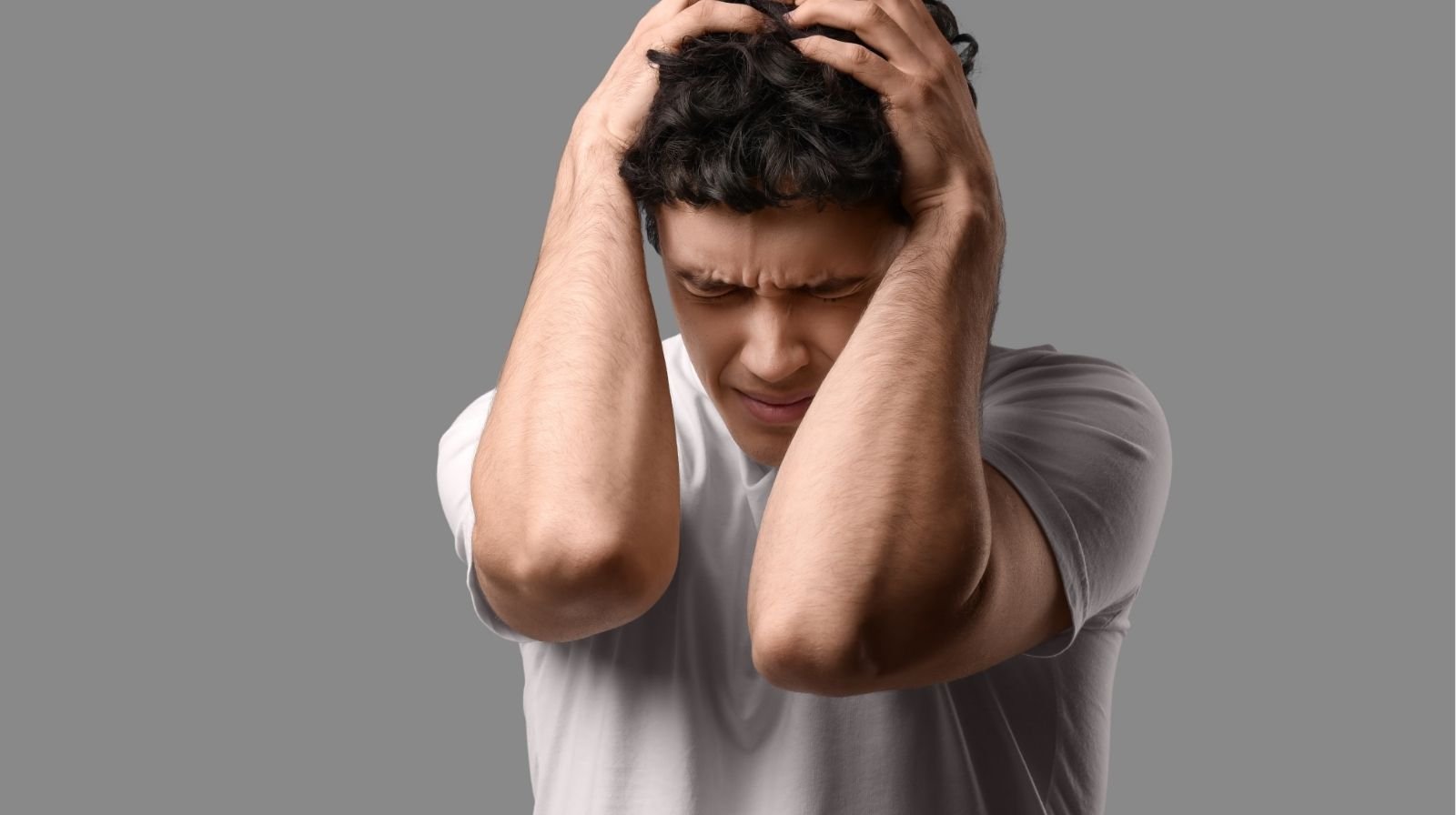 Ansiedade nem sempre parece ansiedade: os sinais físicos que confundem