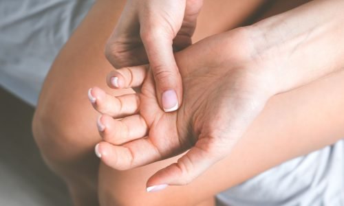 Sensação de formigamento no corpo do nada: o que pode ser?