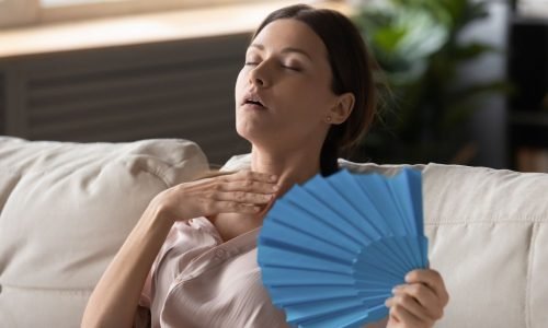 Por que você sente um calor interno, mesmo em ambiente frio?